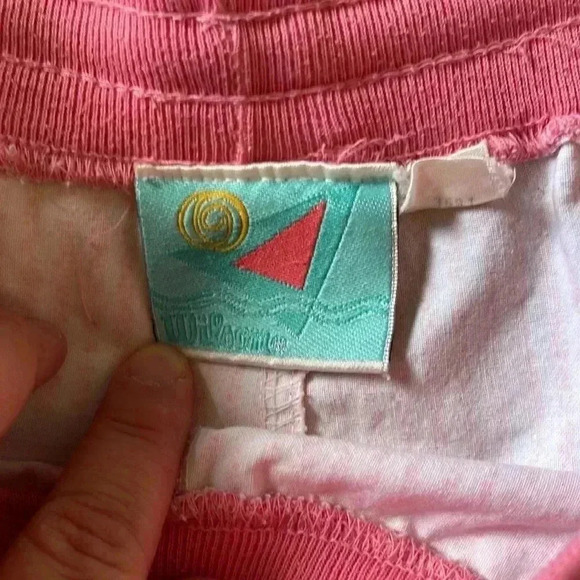 Amazing Vintage Wilson Shorts - Picture 3 of 8